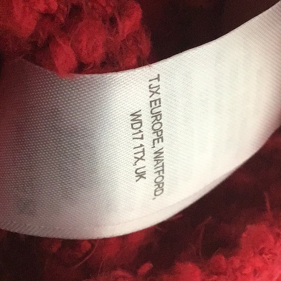 Yes Lola Sweater - Picture 7 of 13